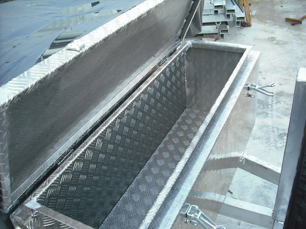 Tool Box - Aluminium 1220 W x 450 H x 400 D