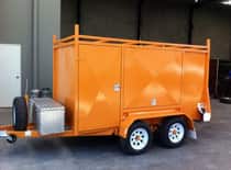 Enclosed Trailers 